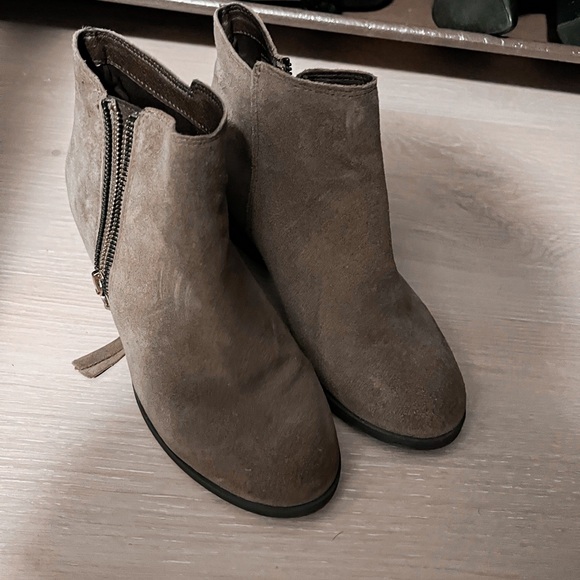 Taupe booties - Picture 1 of 1